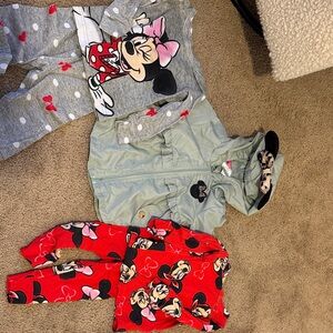 Disney Minnie Mouse Infant Apparel Set - Gray, Red, Light Green